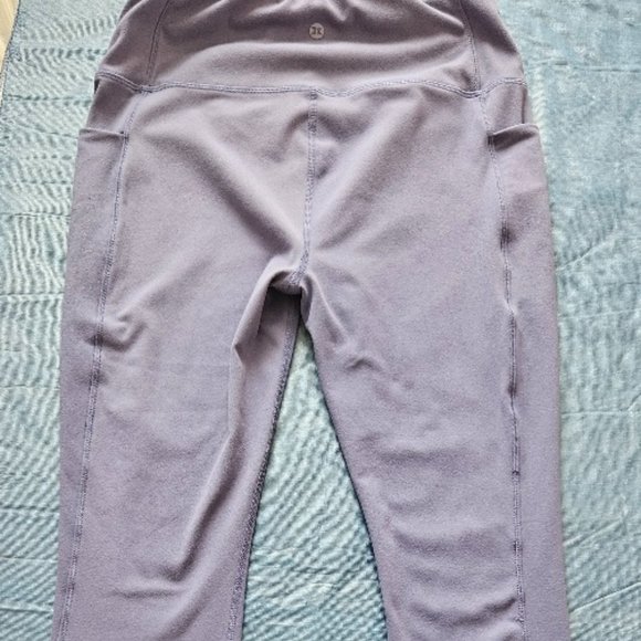 2/$15 EXCELLENT CONDITION RBX and 90 Degree leggings medium - Picture 11 of 15